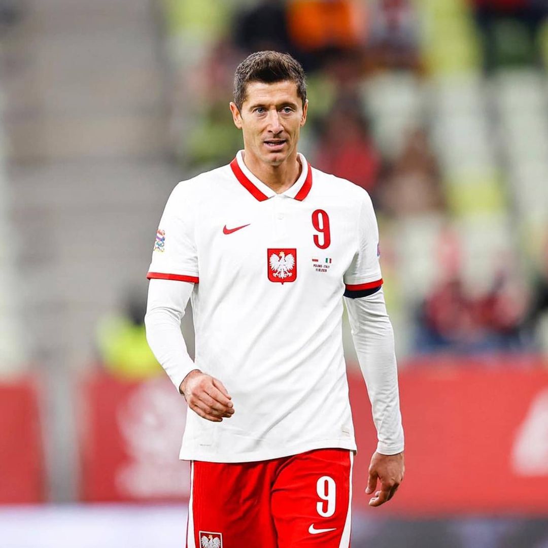 {百家樂}(罗伯特莱万多夫斯基怎么了)