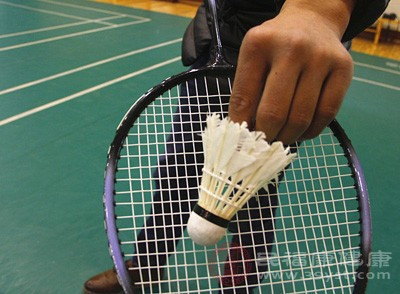 {捕魚機}(关于打羽毛球的规则)