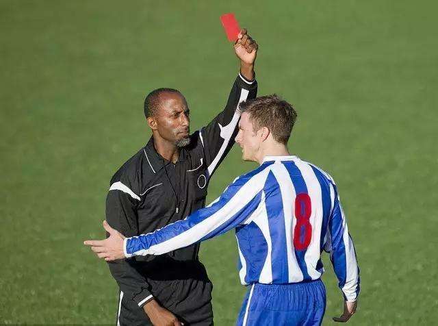 {YY GAME娛樂}(足球红牌规则最新)